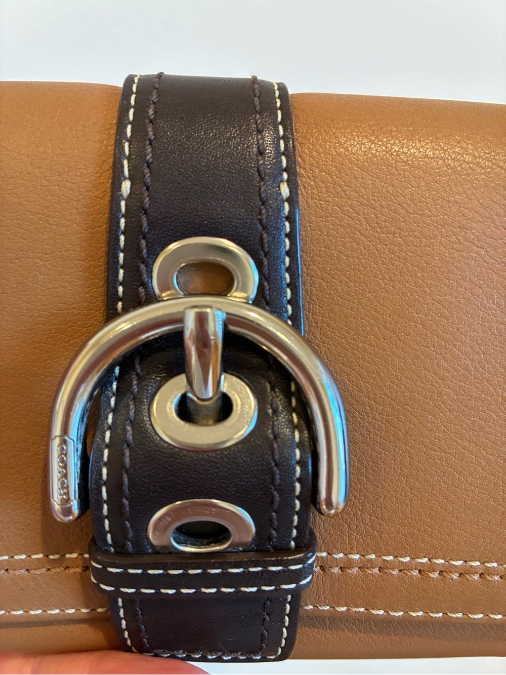 Coach Brown/Tan Leather Buckle Wallet Clutch Y2K Vintage Soho - Picture 2 of 12